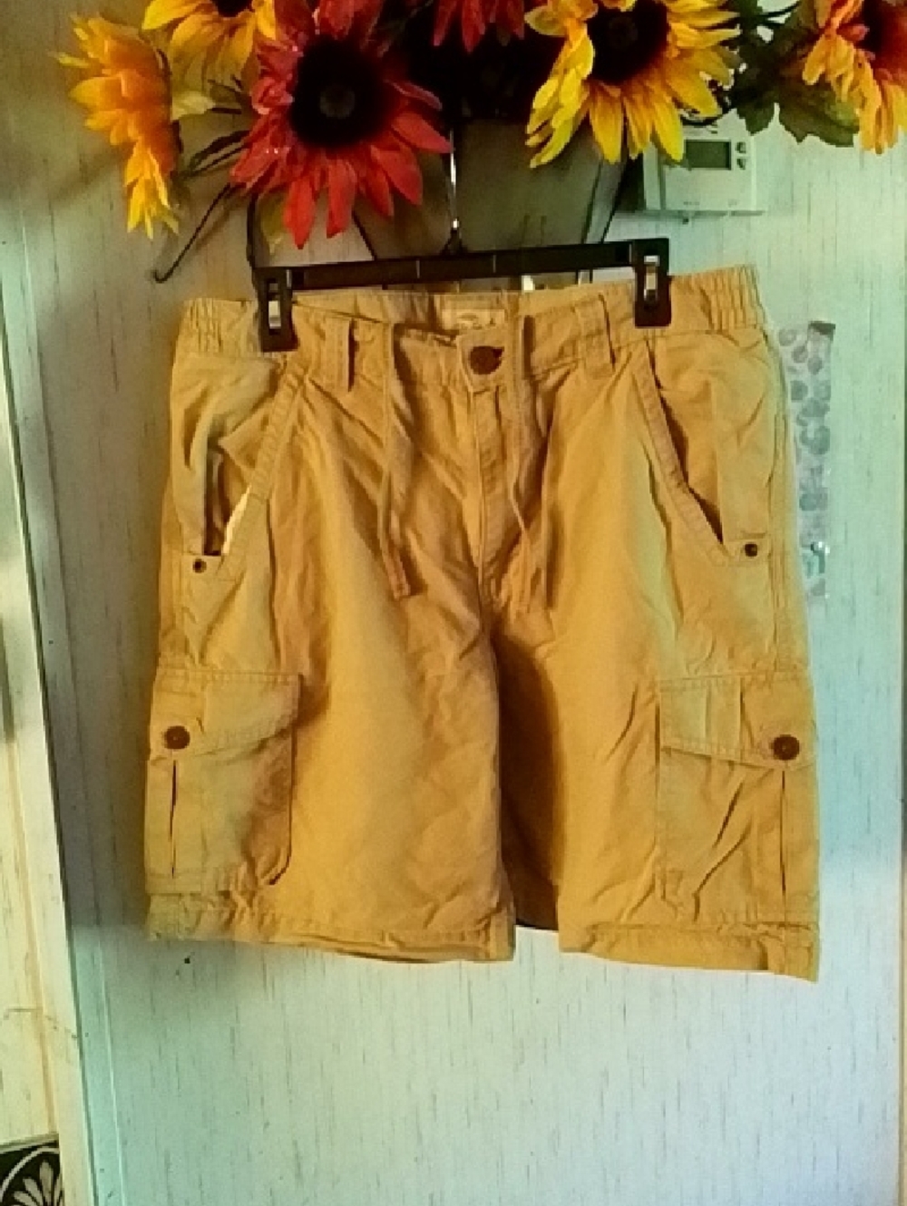 Men's Cargo Shorts in Khaki - Classic Utility Style